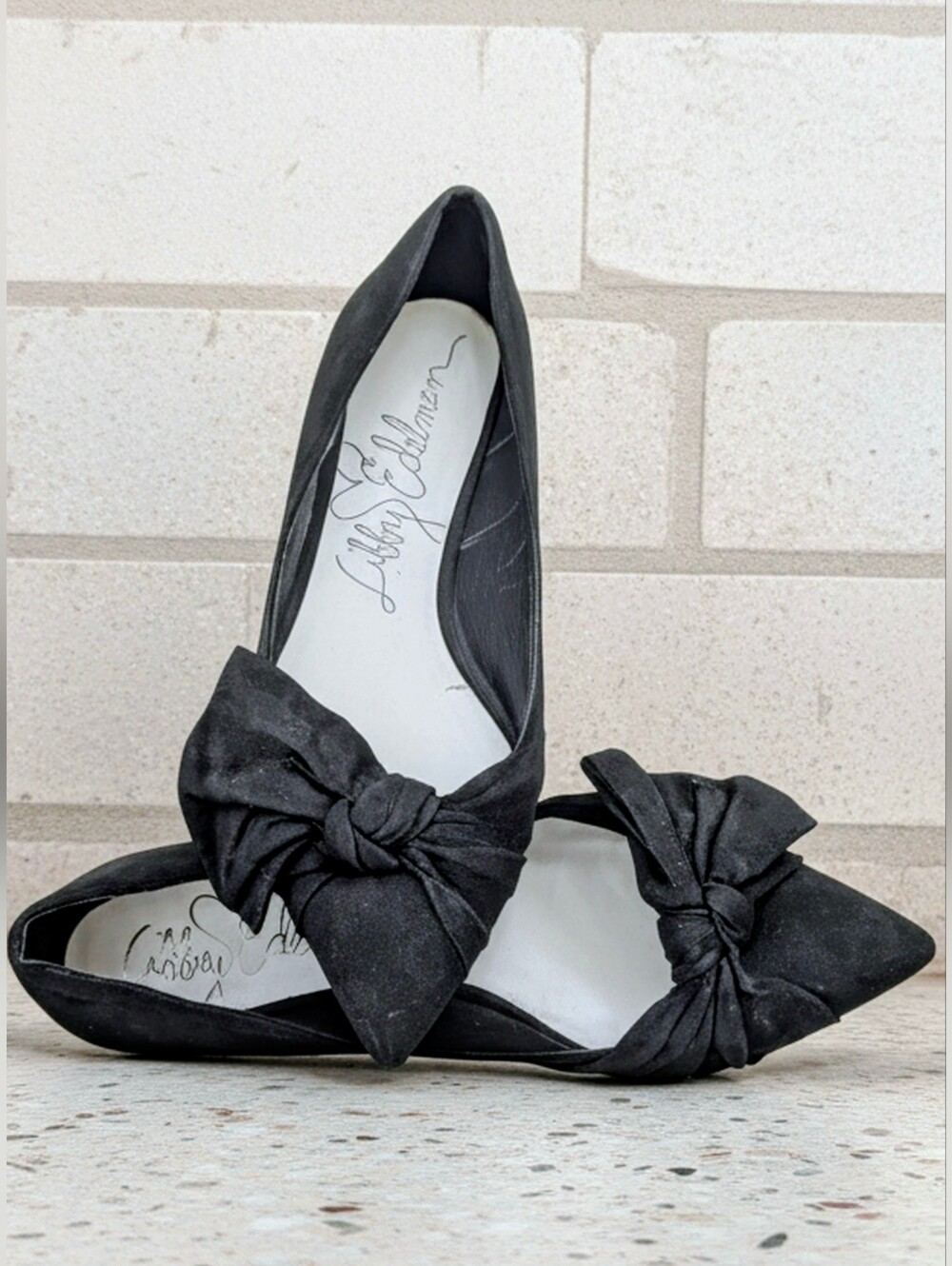 Lilly Edelman Black Pointed-Toe Flats with Knotted Bow - Size 9